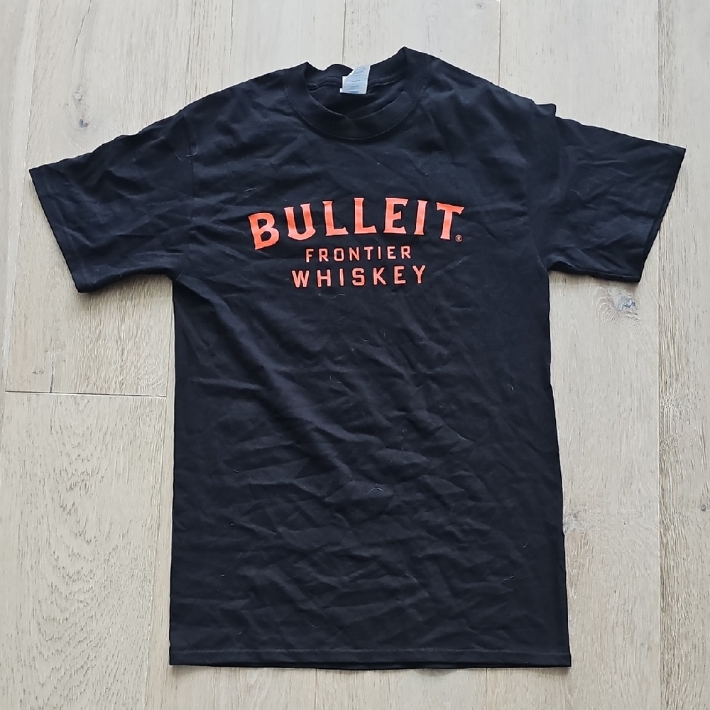 NWOT Bulleit Frontier Bourbon Whiskey T-shirt